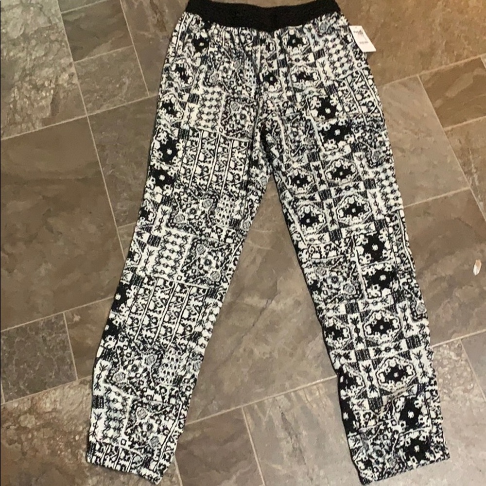 CHARLOTTE RUSSE HAREM PANTS